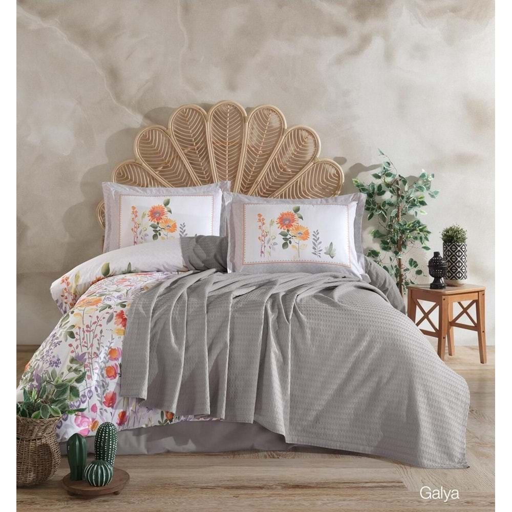 Clasy Çift Kişilik Pike Takımı La Nature Galya Açık Gri Oda Kokusu Hediye